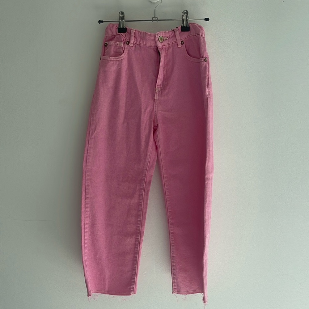 Bright pink Zara jeans kids